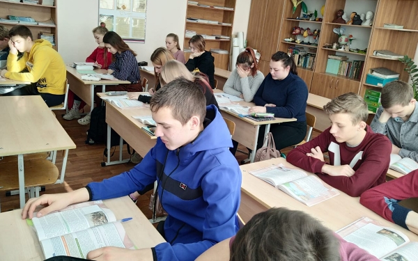 Выпускники 9-х классов готовятся к итоговому собеседованию по русскому языку